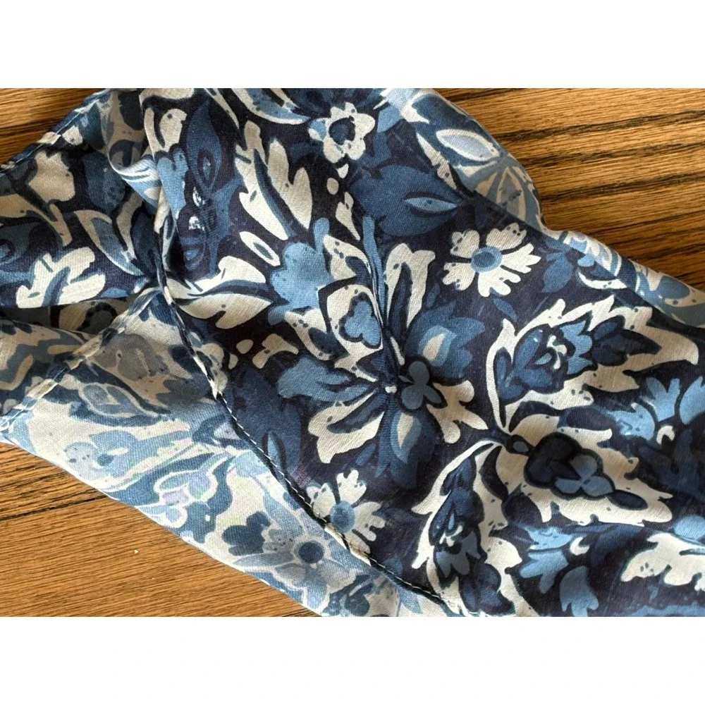 J Jill Blue White Parisian Picnic Scarf Floral Paisley Tassel Wrap Rectangle